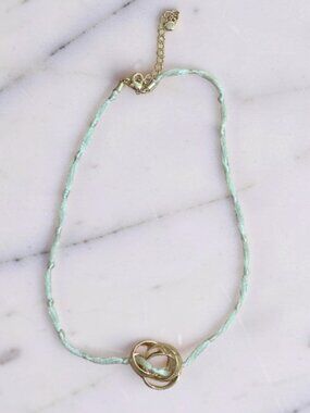 NWOT Anthropologie Silk Thread Necklace Three Gold Interlocked Rings Boho - Rare